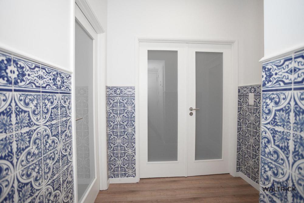 Downtown 3 Bedroom With Balcony - Quiet Street - Family Friendly - Groups OOporto Esterno foto