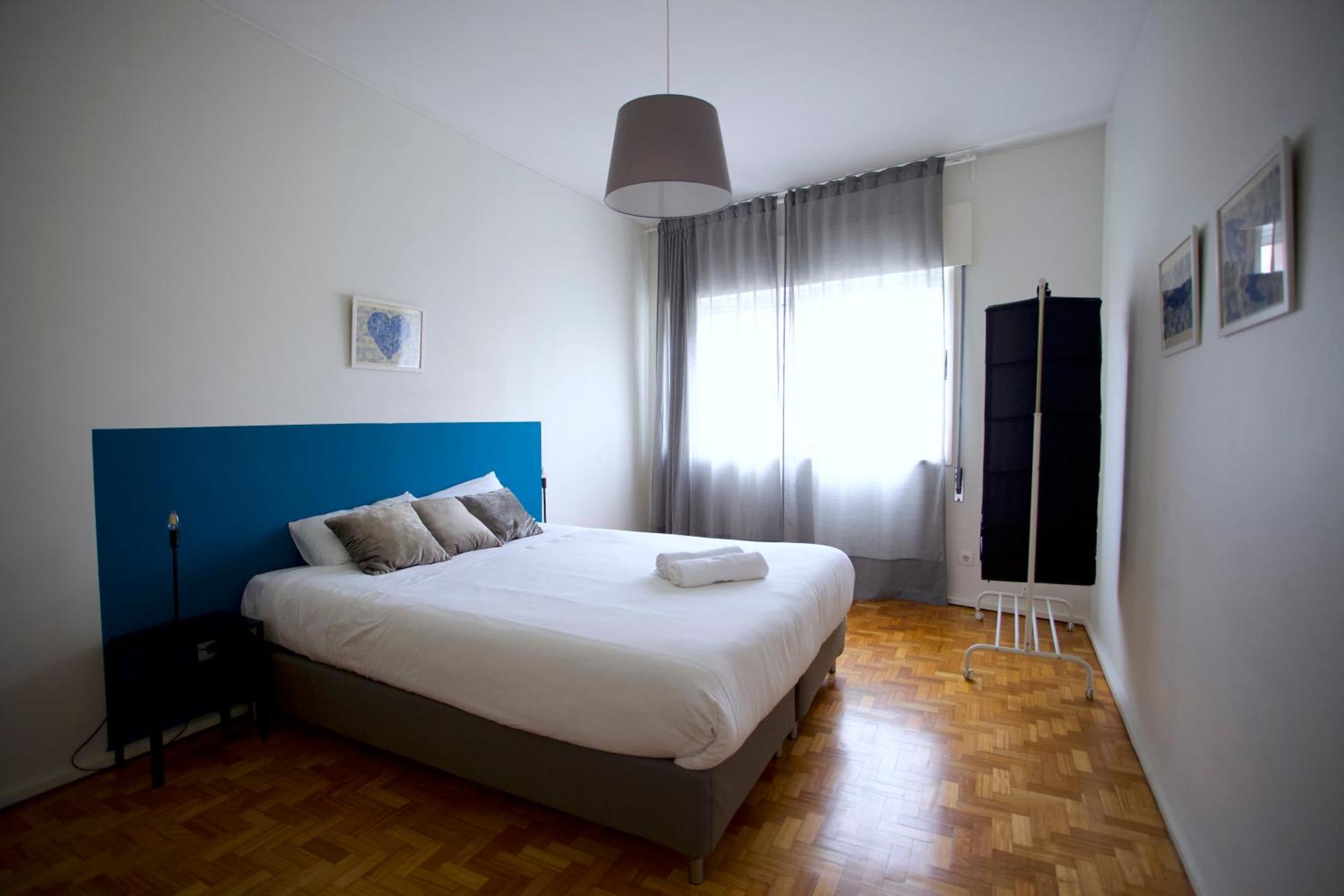 Downtown 3 Bedroom With Balcony - Quiet Street - Family Friendly - Groups OOporto Esterno foto